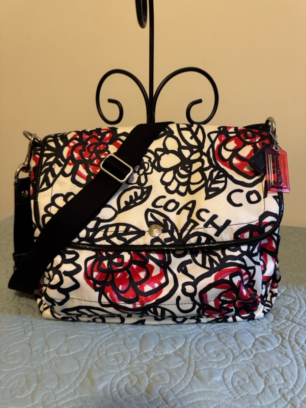 Coach Daisy Floral Graffiti Messenger Bag Large Flap Shoulder bag